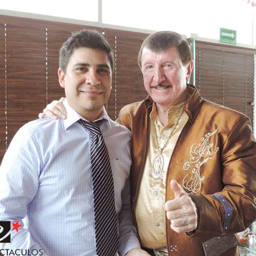 Rueda de Prensa Banda Estrellas De Sinaloa de Germán Lizárraga